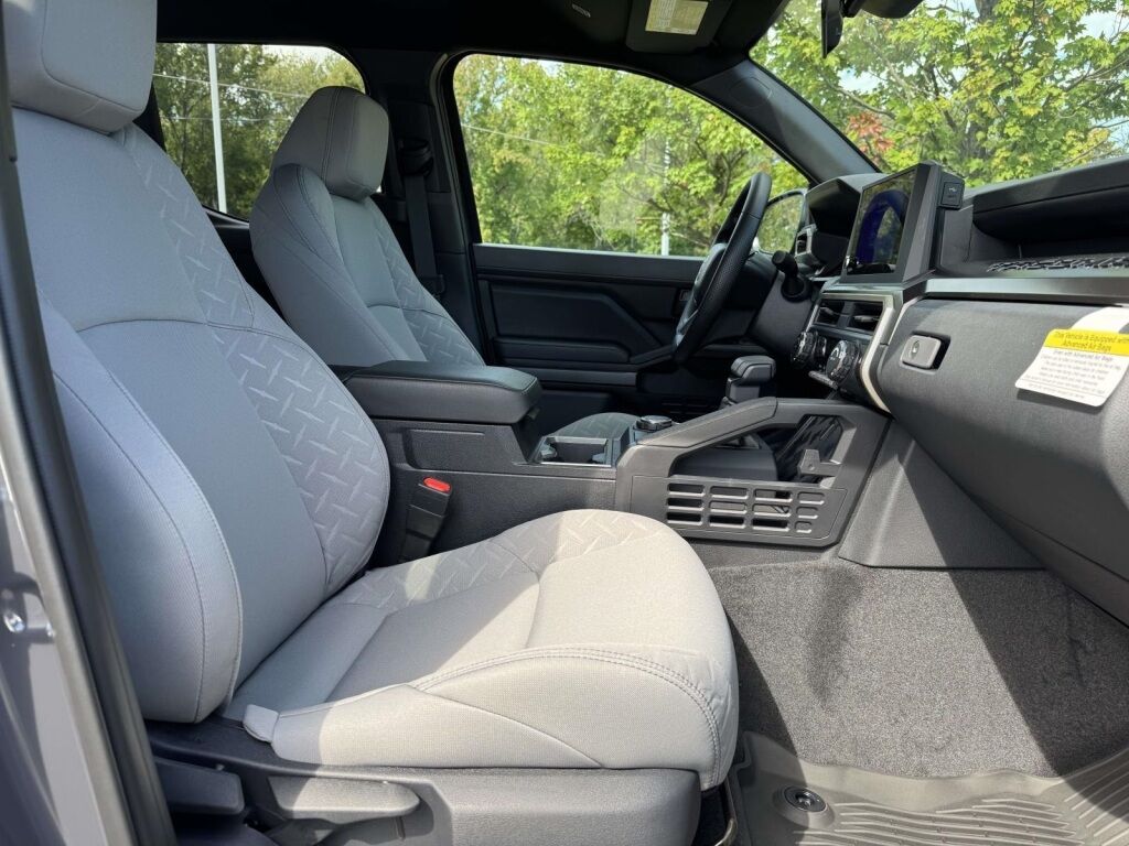 2025 Toyota Tacoma SR5 Fredericksburg VA