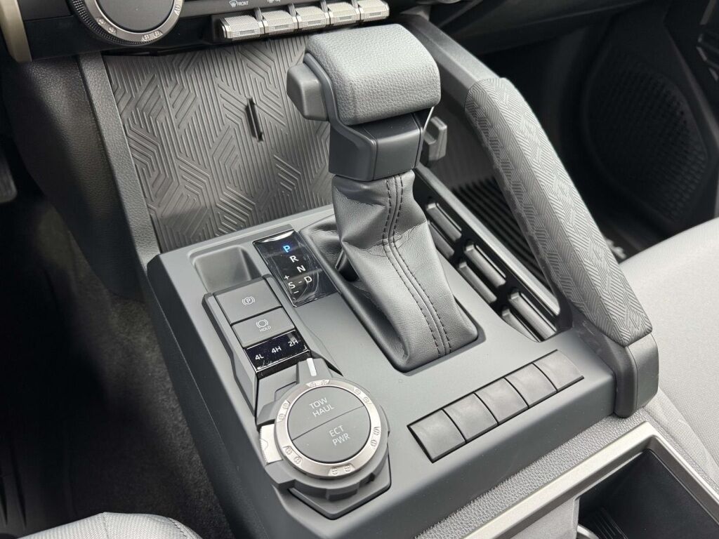 2025 Toyota Tacoma SR5 Fredericksburg VA