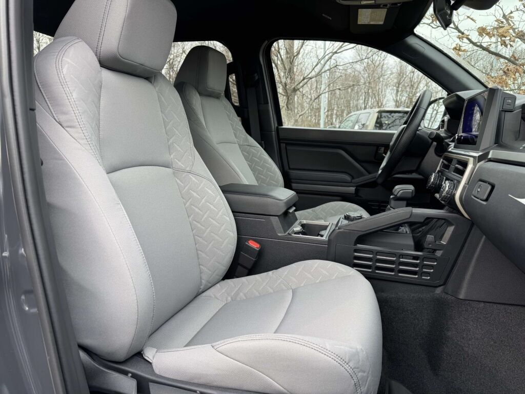 2025 Toyota Tacoma SR5 Fredericksburg VA