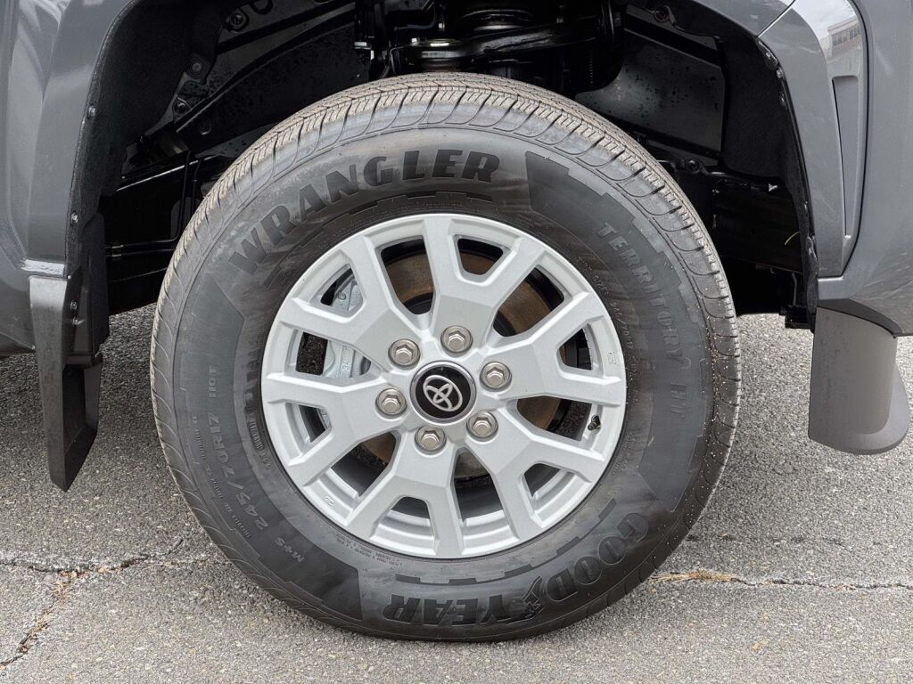 2025 Toyota Tacoma SR5 Fredericksburg VA