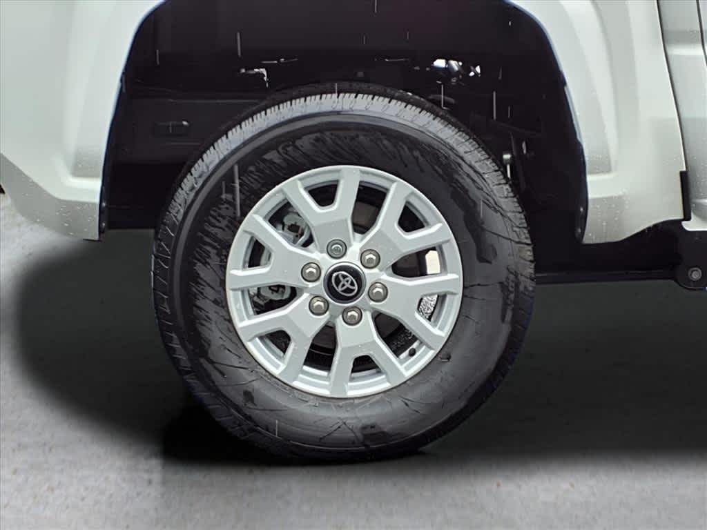 2025 Toyota Tacoma SR5 Lunenburg MA
