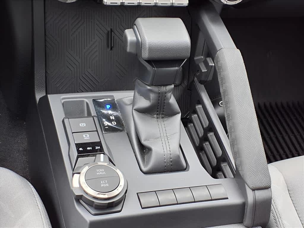 2025 Toyota Tacoma SR5 Lunenburg MA
