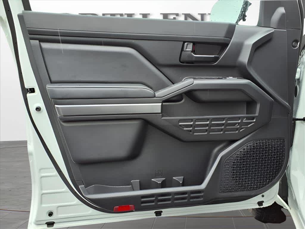 2025 Toyota Tacoma SR5 Lunenburg MA