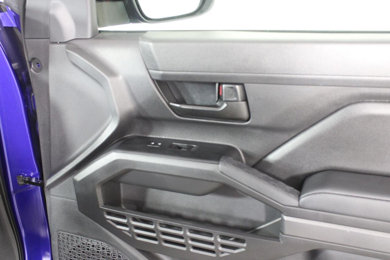 2025 Toyota Tacoma SR5 Fredericksburg VA