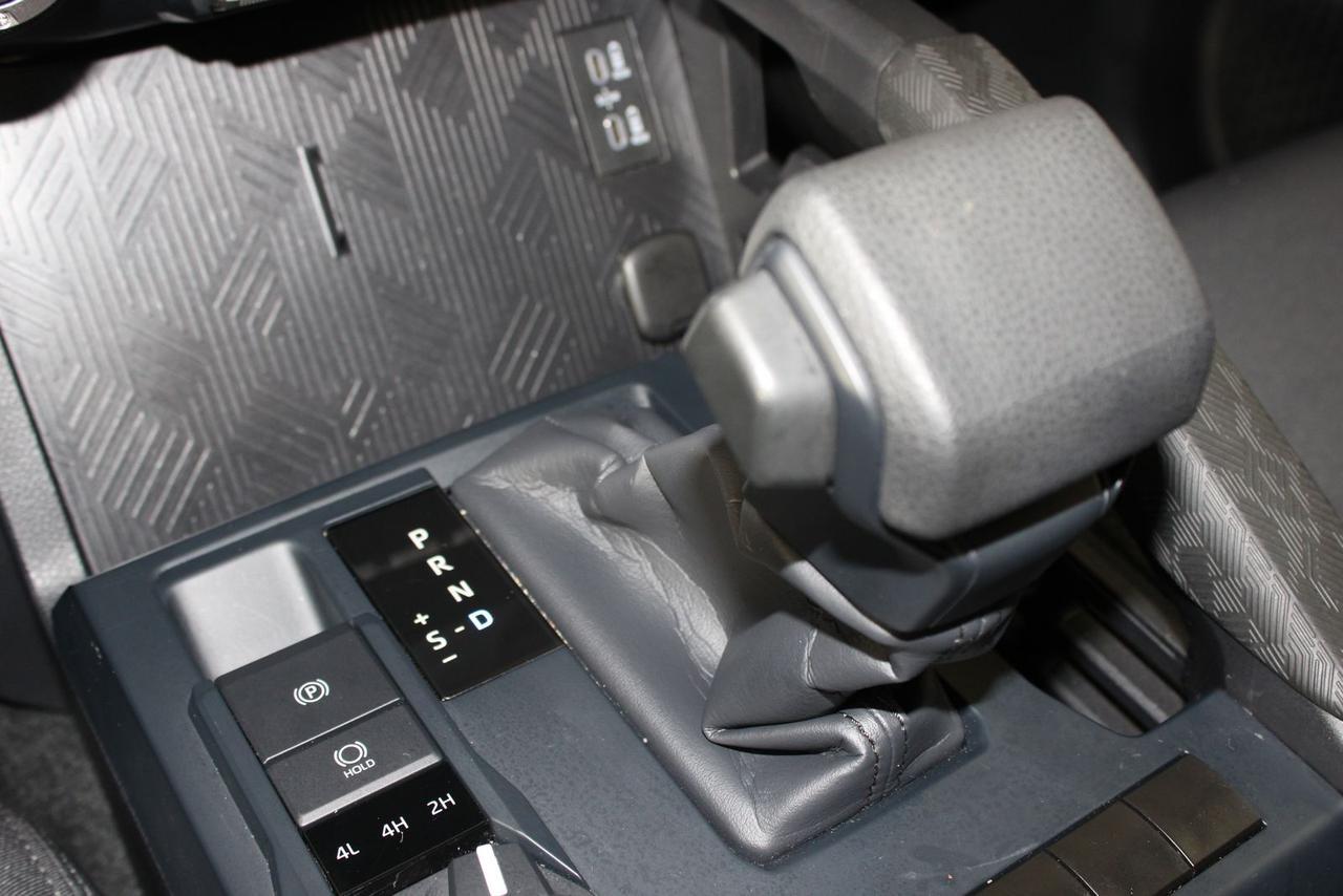 2025 Toyota Tacoma SR5 Fredericksburg VA