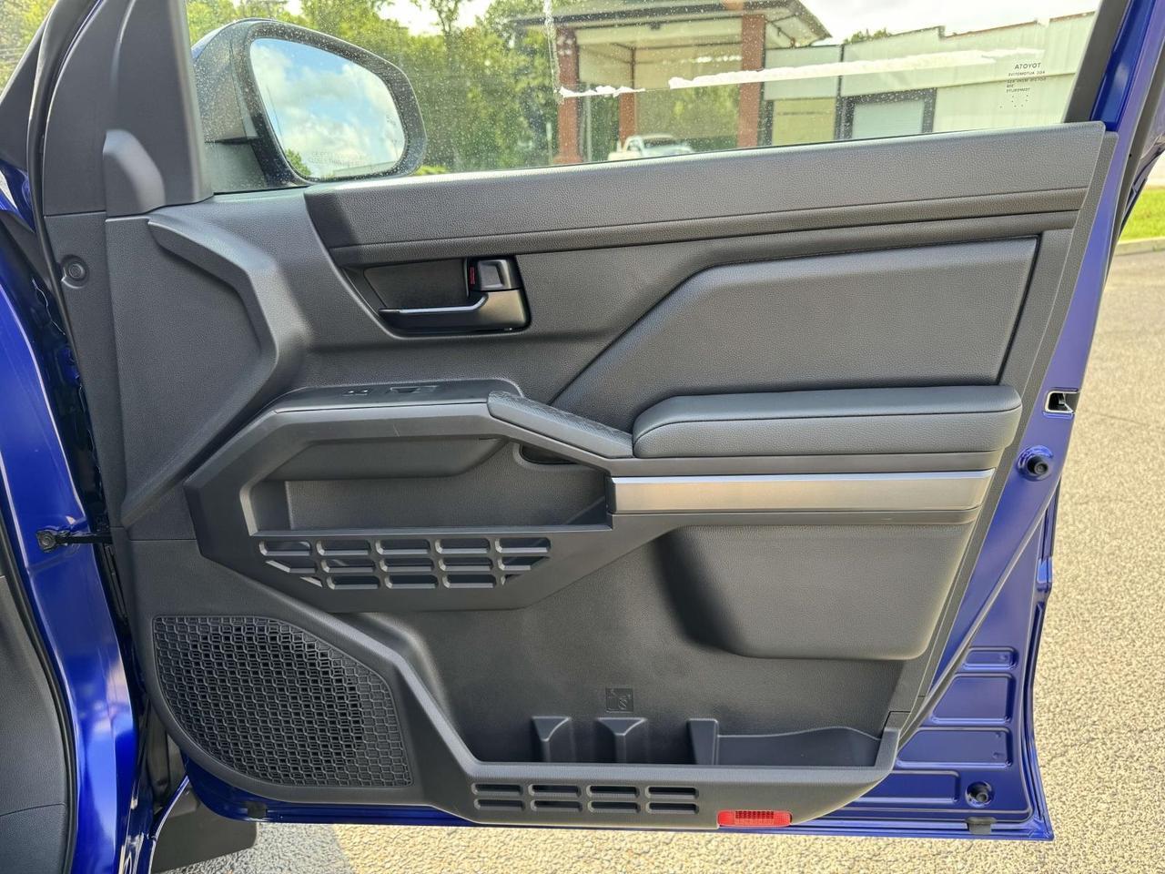 2025 Toyota Tacoma SR5 Fredericksburg VA