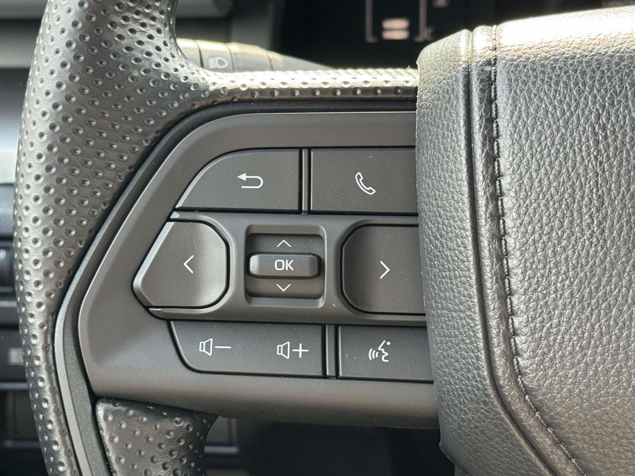 2025 Toyota Tacoma SR5 Fredericksburg VA