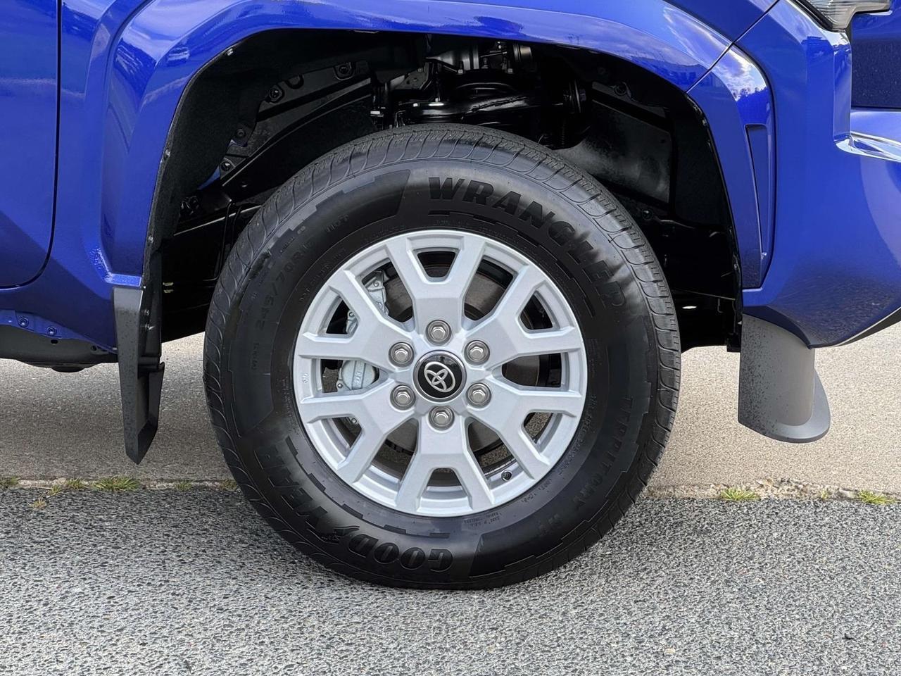 2025 Toyota Tacoma SR5 Fredericksburg VA