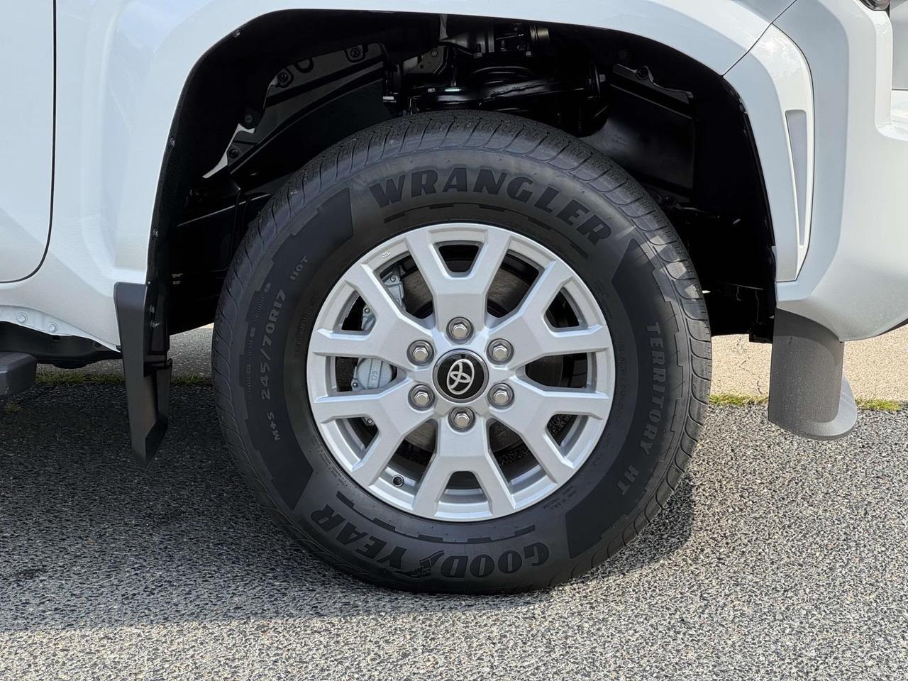 2025 Toyota Tacoma SR5 Fredericksburg VA