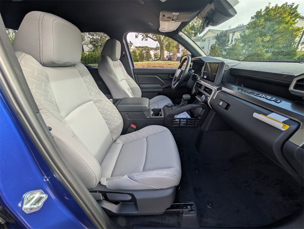 2025 Toyota Tacoma SR5 Cockeysville MD