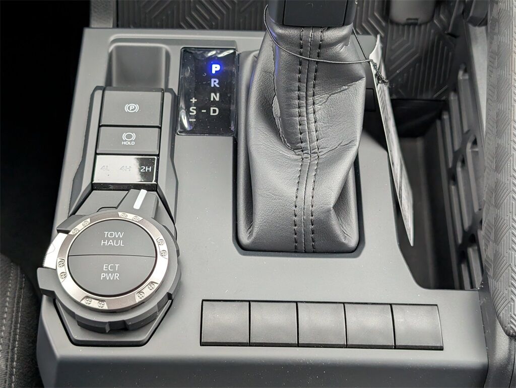 2025 Toyota Tacoma SR5 Cockeysville MD