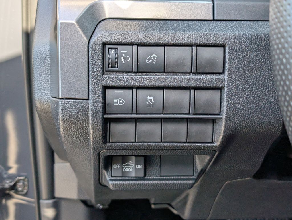 2025 Toyota Tacoma SR5 Cockeysville MD