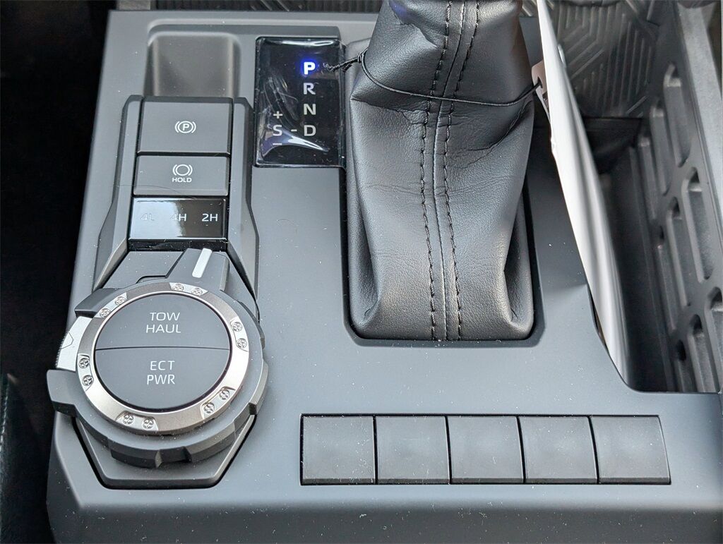 2025 Toyota Tacoma SR5 Cockeysville MD