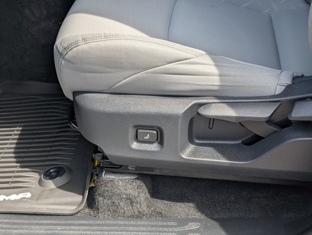 2025 Toyota Tacoma SR5 Cockeysville MD