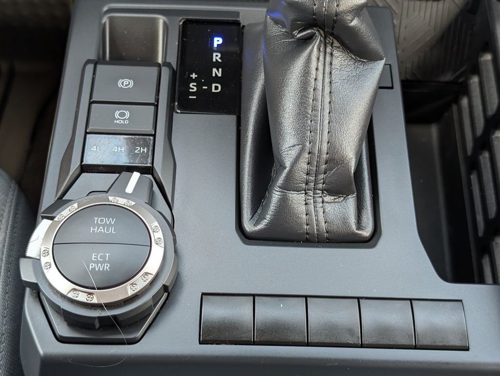 2025 Toyota Tacoma SR5 Cockeysville MD