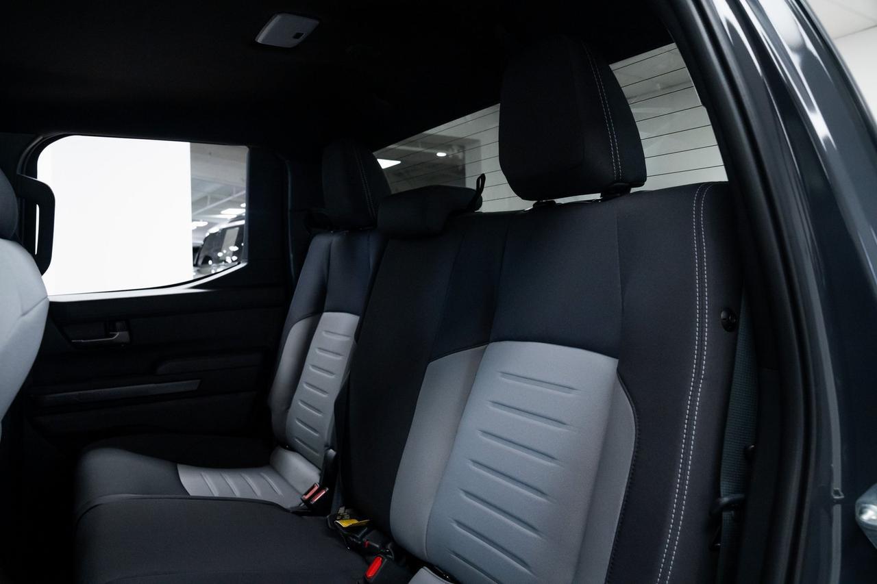 2025 Toyota Tacoma TRD Off-Road 1 Owner Heated Seats Adaptive Cruise Portland OR