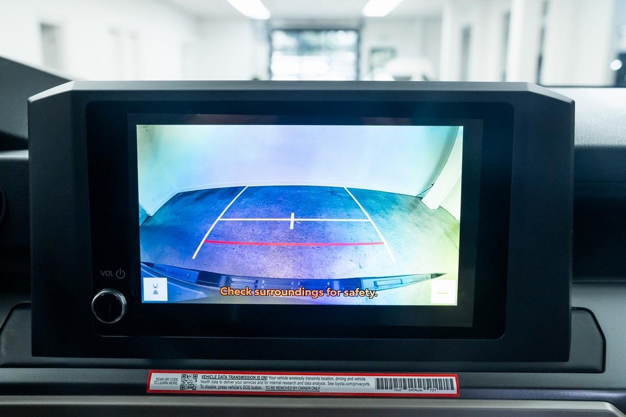 2025 Toyota Tacoma TRD Off-Road 1 Owner Heated Seats Adaptive Cruise Portland OR