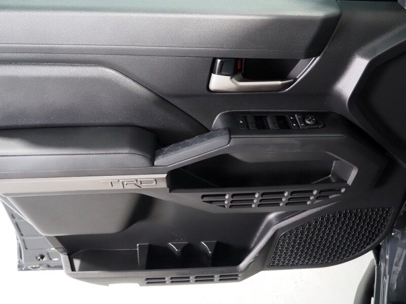 2025 Toyota Tacoma TRD Off Road Hybrid 4WD *TRD OFF ROAD UPGRADE PKG, ADAPTIVE CRUISE, SAFTEY ALERTS, BACKUP-CAMERA, 14 INCH DISPLAY, HEATED SEATS/STEERING, KEYLESS ENTRY, JBL AUDIO, WIRELESS CHARGING, ANDROID & APPLE Round Rock TX