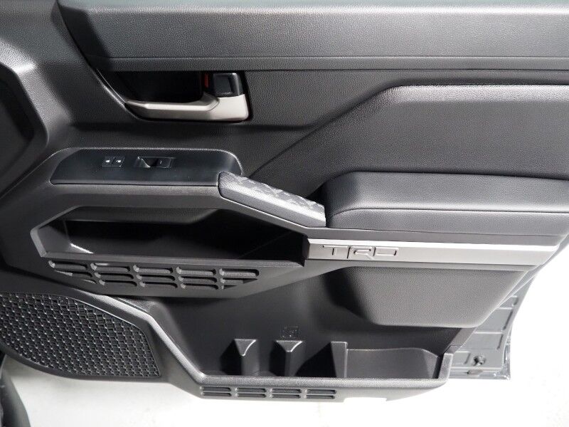 2025 Toyota Tacoma TRD Off Road Hybrid 4WD *TRD OFF ROAD UPGRADE PKG, ADAPTIVE CRUISE, SAFTEY ALERTS, BACKUP-CAMERA, 14 INCH DISPLAY, HEATED SEATS/STEERING, KEYLESS ENTRY, JBL AUDIO, WIRELESS CHARGING, ANDROID & APPLE Round Rock TX