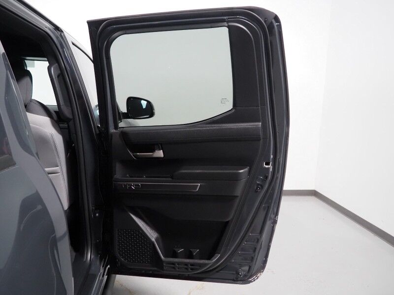 2025 Toyota Tacoma TRD Off Road Hybrid 4WD *TRD OFF ROAD UPGRADE PKG, ADAPTIVE CRUISE, SAFTEY ALERTS, BACKUP-CAMERA, 14 INCH DISPLAY, HEATED SEATS/STEERING, KEYLESS ENTRY, JBL AUDIO, WIRELESS CHARGING, ANDROID & APPLE Round Rock TX