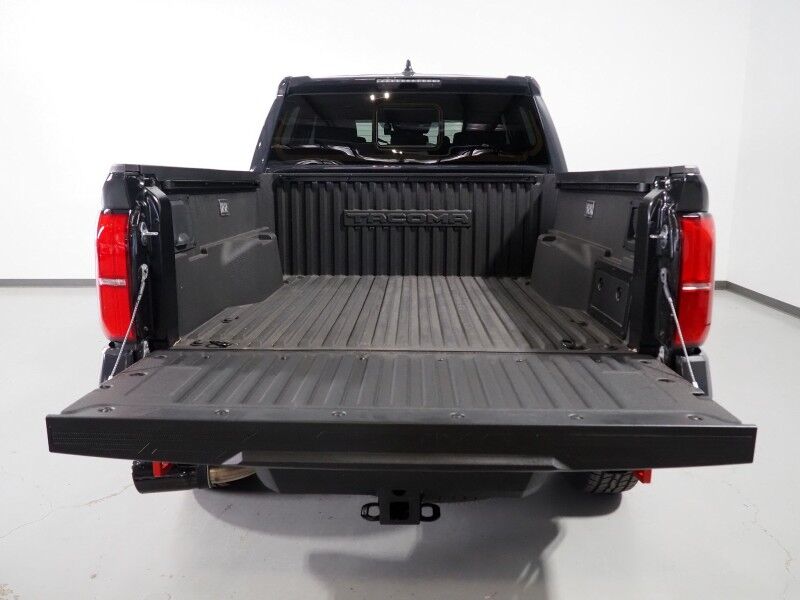 2025 Toyota Tacoma TRD Off Road Hybrid 4WD *TRD OFF ROAD UPGRADE PKG, ADAPTIVE CRUISE, SAFTEY ALERTS, BACKUP-CAMERA, 14 INCH DISPLAY, HEATED SEATS/STEERING, KEYLESS ENTRY, JBL AUDIO, WIRELESS CHARGING, ANDROID & APPLE Round Rock TX