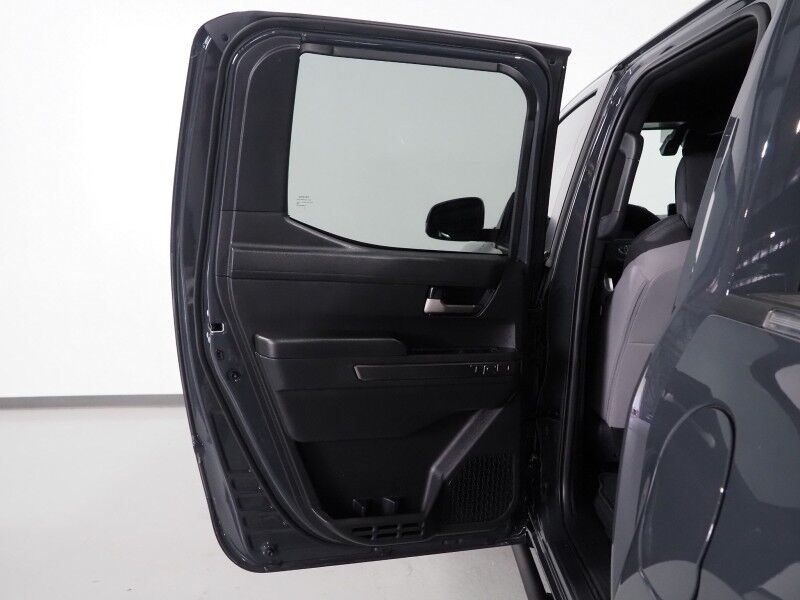 2025 Toyota Tacoma TRD Off Road Hybrid 4WD *TRD OFF ROAD UPGRADE PKG, ADAPTIVE CRUISE, SAFTEY ALERTS, BACKUP-CAMERA, 14 INCH DISPLAY, HEATED SEATS/STEERING, KEYLESS ENTRY, JBL AUDIO, WIRELESS CHARGING, ANDROID & APPLE Round Rock TX