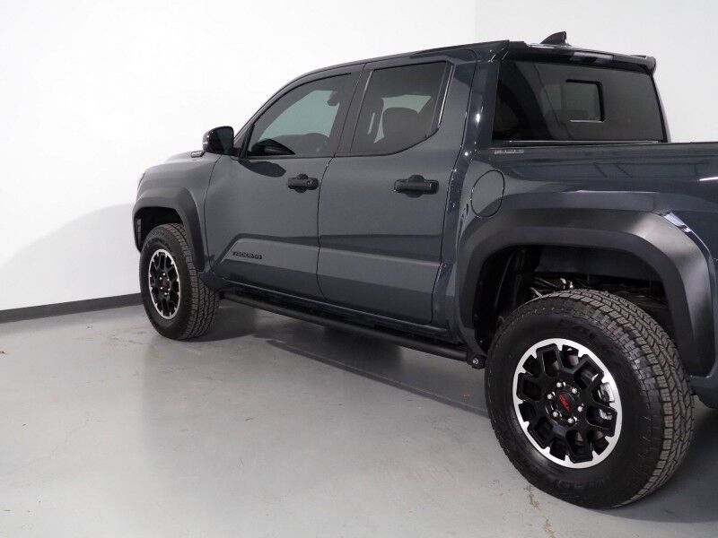 2025 Toyota Tacoma TRD Off Road Hybrid 4WD *TRD OFF ROAD UPGRADE PKG, ADAPTIVE CRUISE, SAFTEY ALERTS, BACKUP-CAMERA, 14 INCH DISPLAY, HEATED SEATS/STEERING, KEYLESS ENTRY, JBL AUDIO, WIRELESS CHARGING, ANDROID & APPLE Round Rock TX