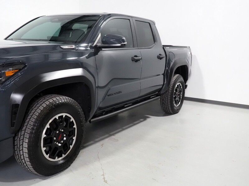 2025 Toyota Tacoma TRD Off Road Hybrid 4WD *TRD OFF ROAD UPGRADE PKG, ADAPTIVE CRUISE, SAFTEY ALERTS, BACKUP-CAMERA, 14 INCH DISPLAY, HEATED SEATS/STEERING, KEYLESS ENTRY, JBL AUDIO, WIRELESS CHARGING, ANDROID & APPLE Round Rock TX
