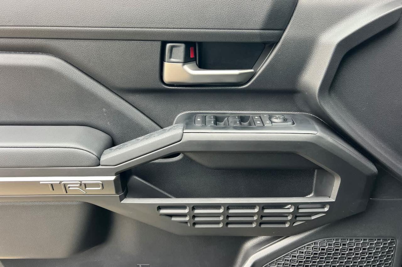 2025 Toyota Tacoma TRD Off Road Hybrid Roseville CA