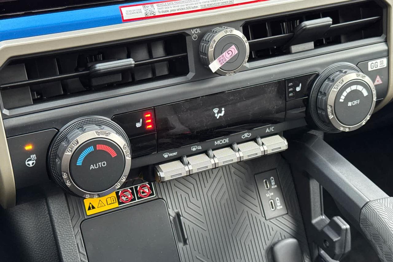 2025 Toyota Tacoma TRD Off Road Hybrid Roseville CA