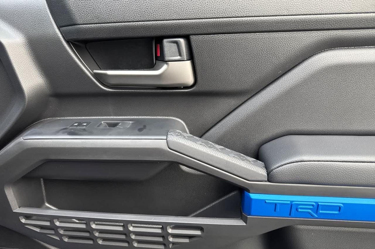 2025 Toyota Tacoma TRD Off Road Hybrid Roseville CA