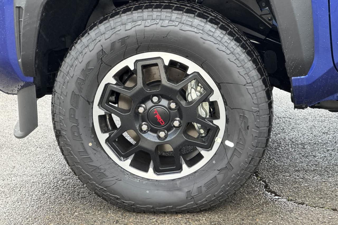 2025 Toyota Tacoma TRD Off Road Hybrid Roseville CA