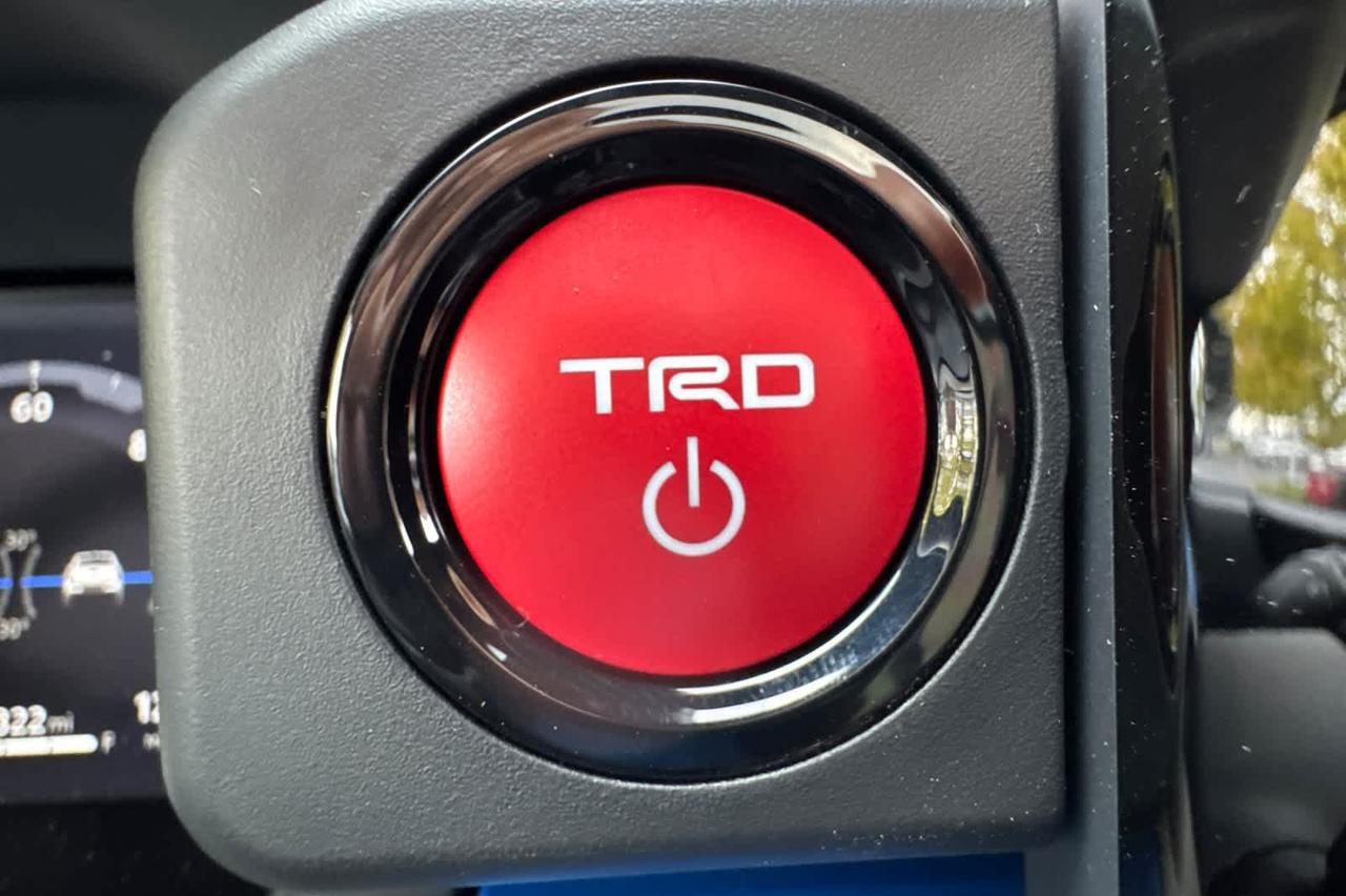 2025 Toyota Tacoma TRD Off Road Hybrid Roseville CA