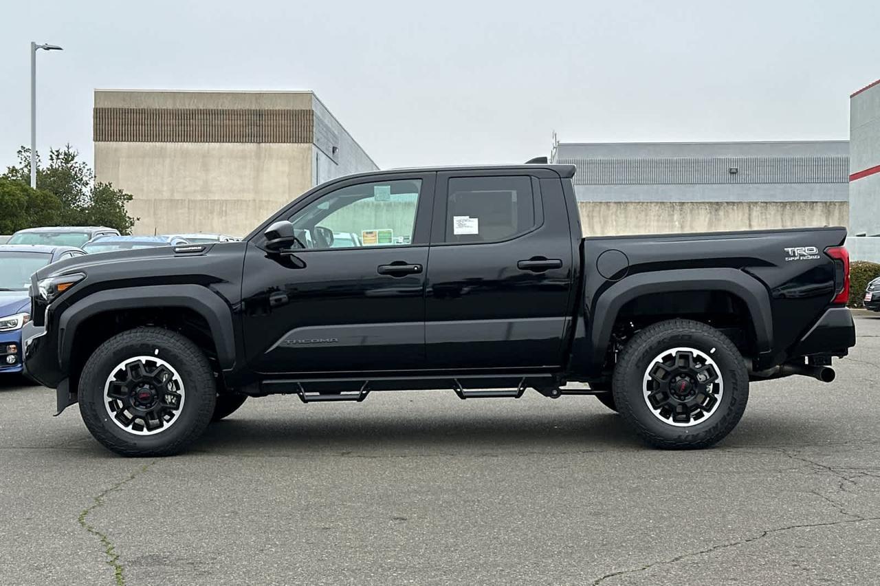 2025 Toyota Tacoma TRD Off Road Hybrid Roseville CA