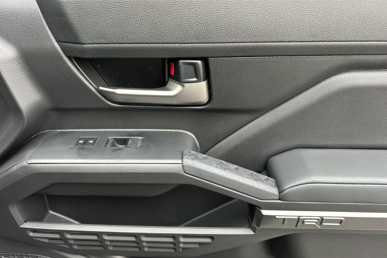 2025 Toyota Tacoma TRD Off Road Hybrid Roseville CA