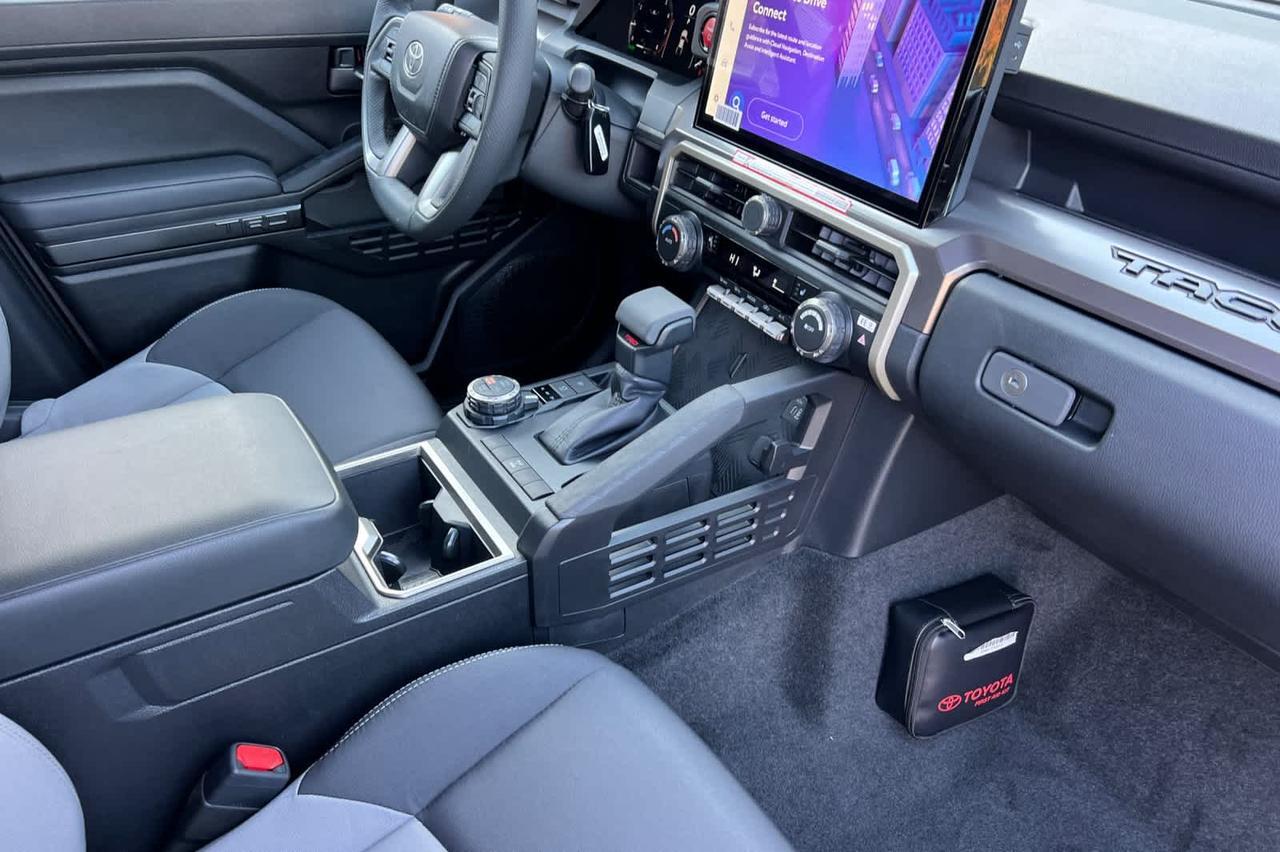 2025 Toyota Tacoma TRD Off Road Hybrid Roseville CA