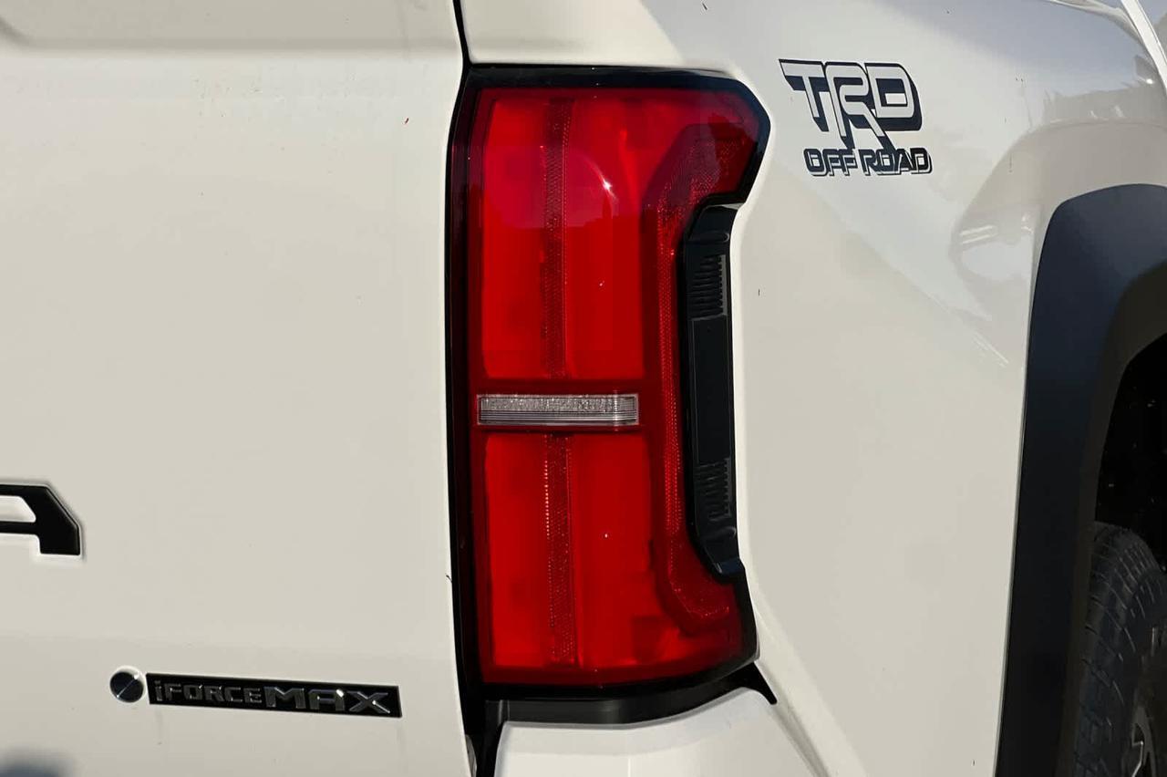 2025 Toyota Tacoma TRD Off Road Hybrid Roseville CA