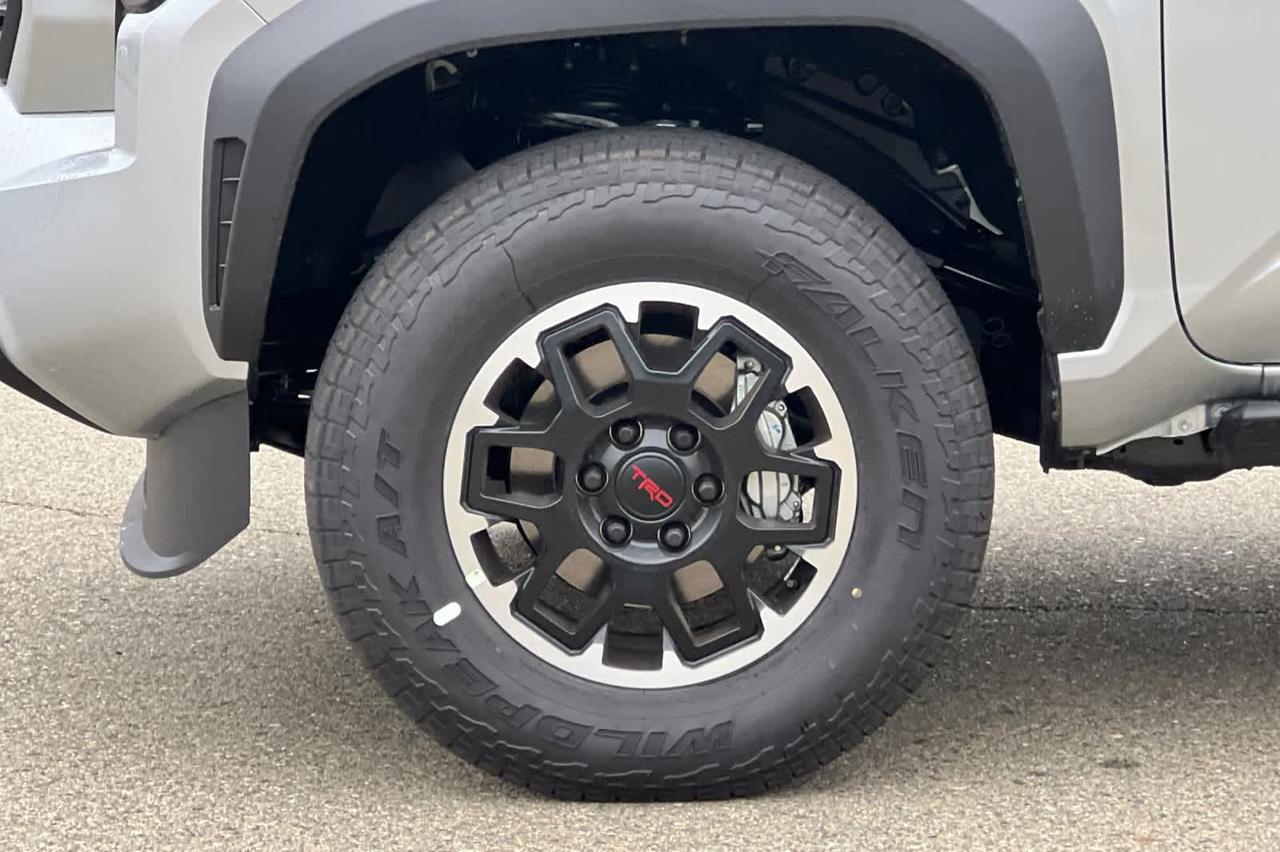 2025 Toyota Tacoma TRD Off Road Hybrid Roseville CA