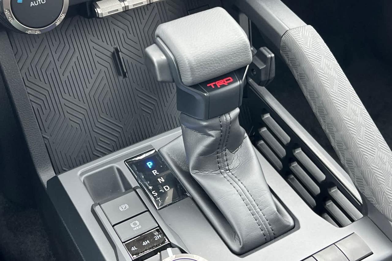 2025 Toyota Tacoma TRD Off Road Hybrid Roseville CA