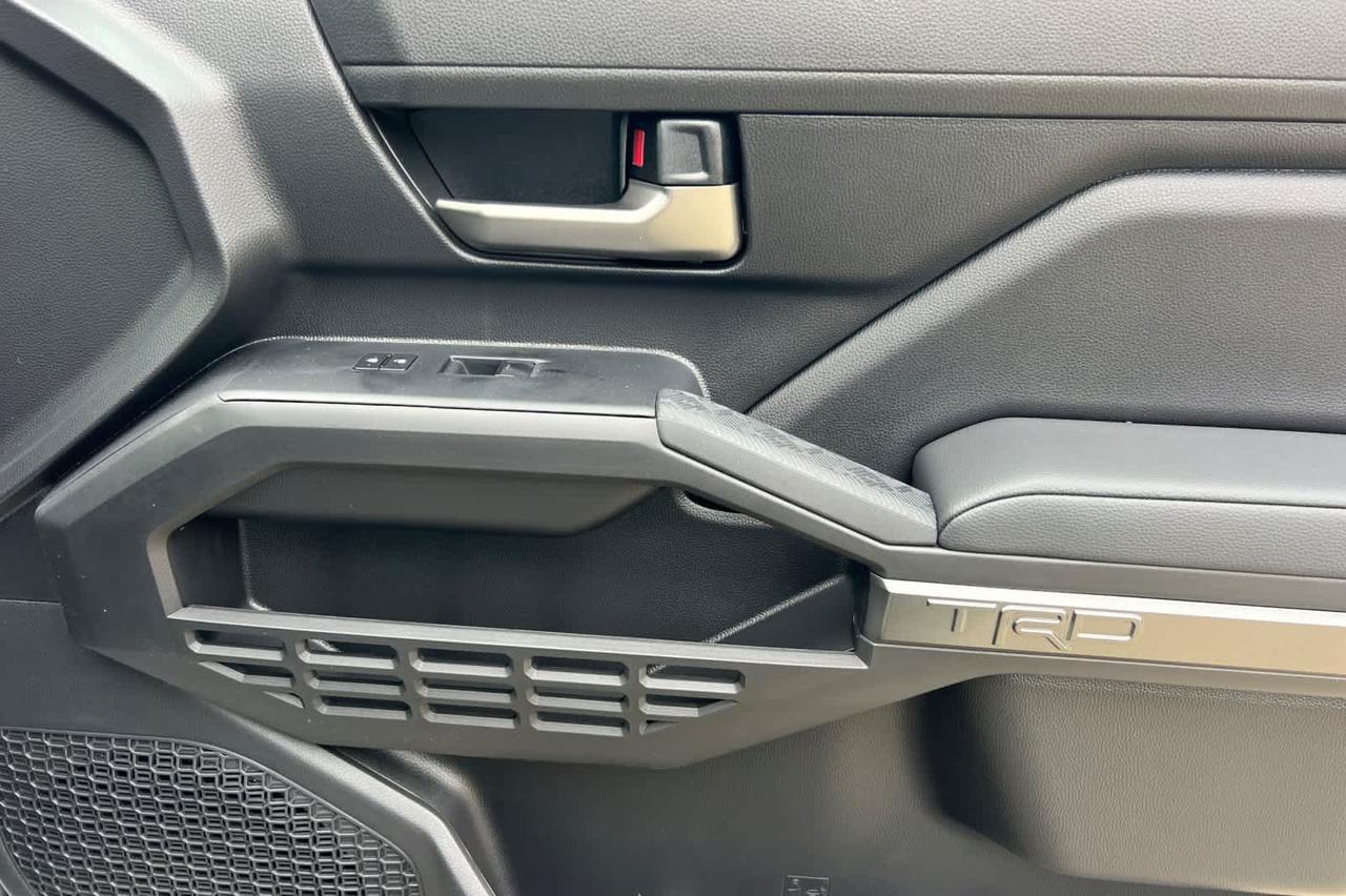 2025 Toyota Tacoma TRD Off Road Hybrid Roseville CA