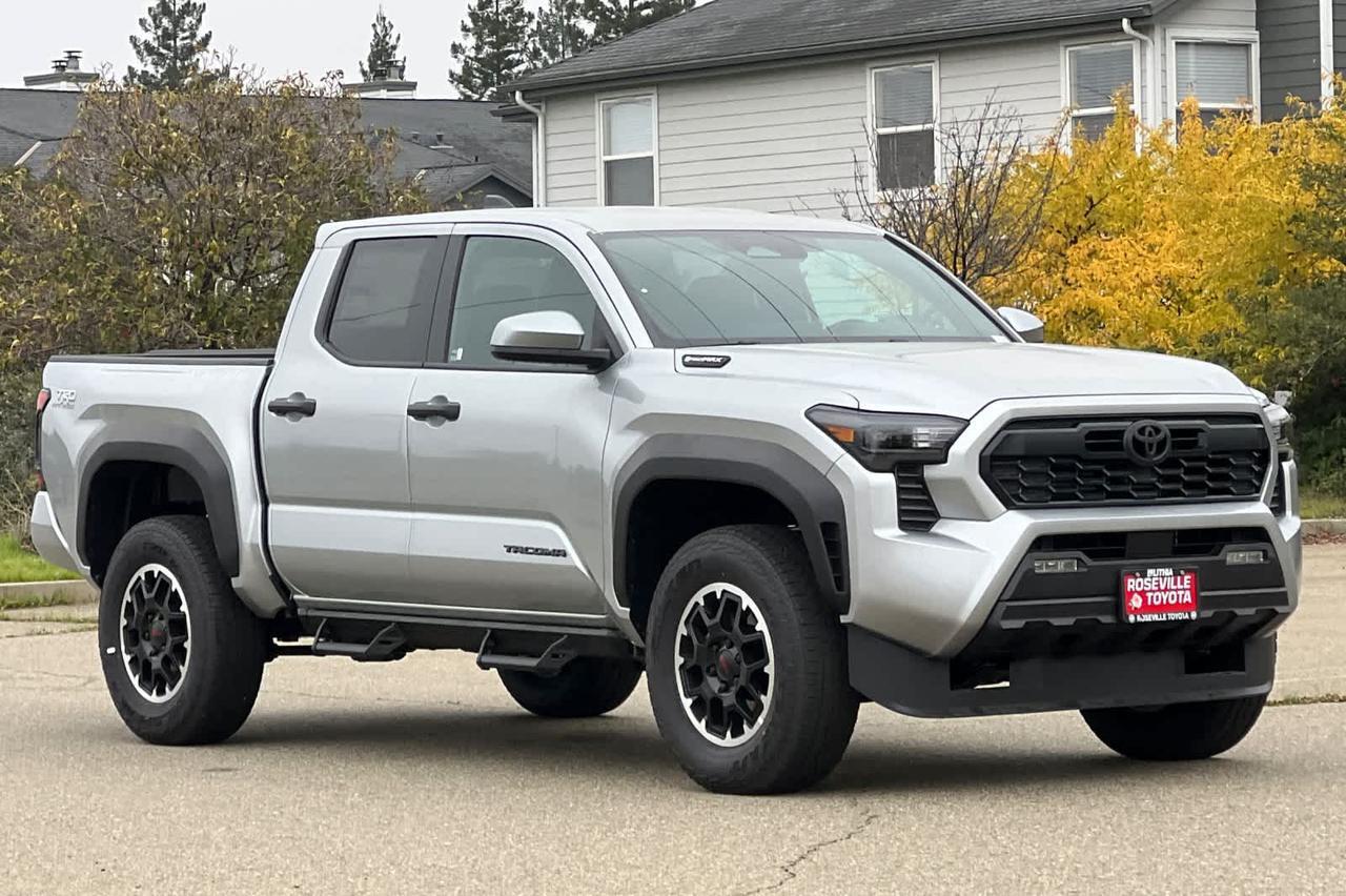 2025 Toyota Tacoma TRD Off Road Hybrid Roseville CA