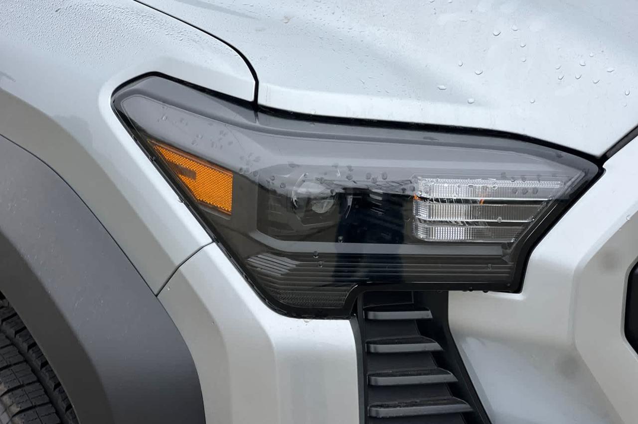 2025 Toyota Tacoma TRD Off Road Hybrid Roseville CA