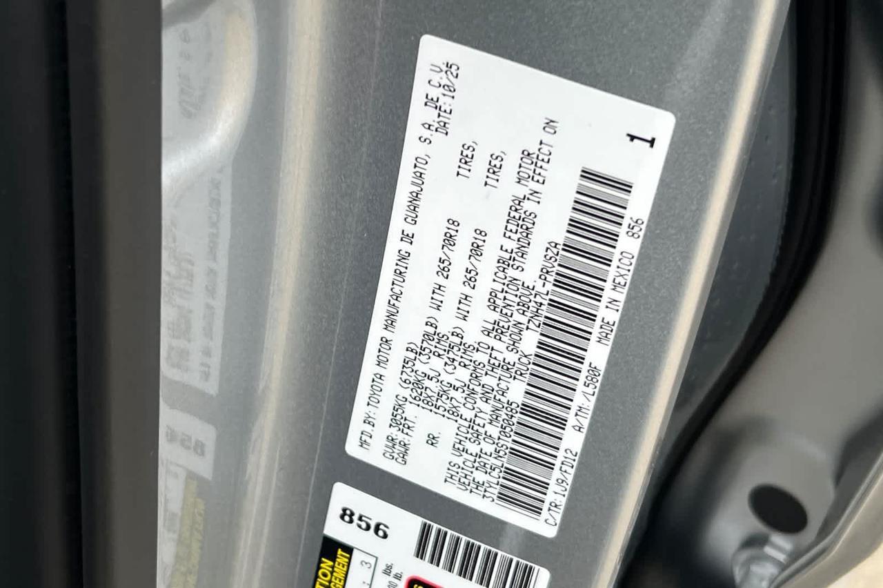 2025 Toyota Tacoma TRD Off Road Hybrid Roseville CA