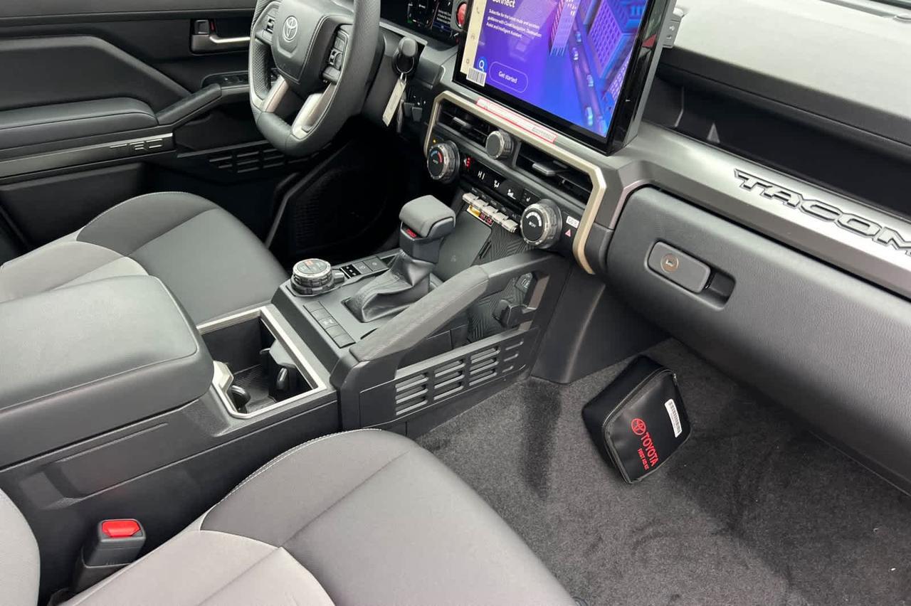 2025 Toyota Tacoma TRD Off Road Hybrid Roseville CA