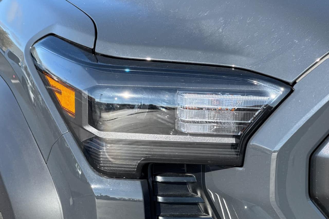 2025 Toyota Tacoma TRD Off Road Hybrid Roseville CA