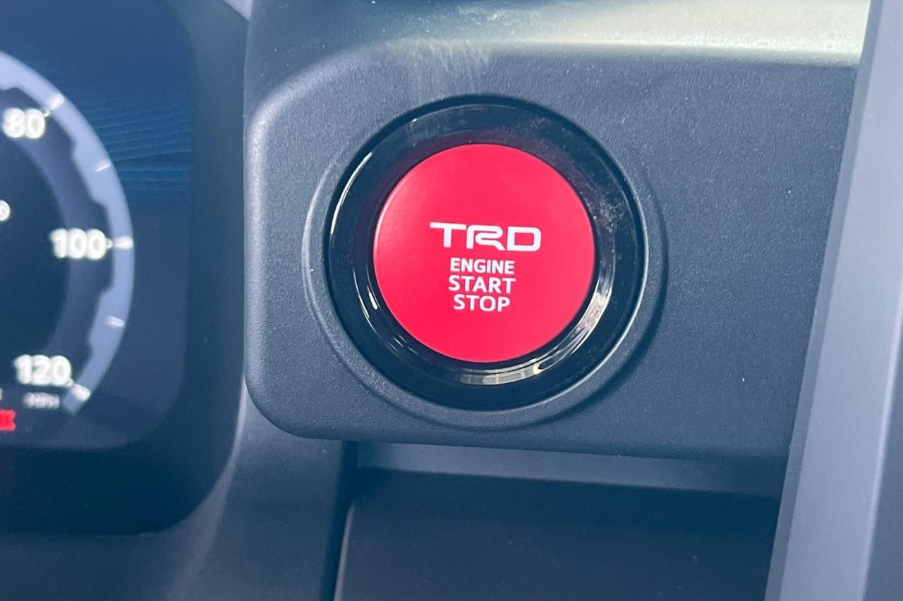 2025 Toyota Tacoma TRD Off-Road Ontario OR