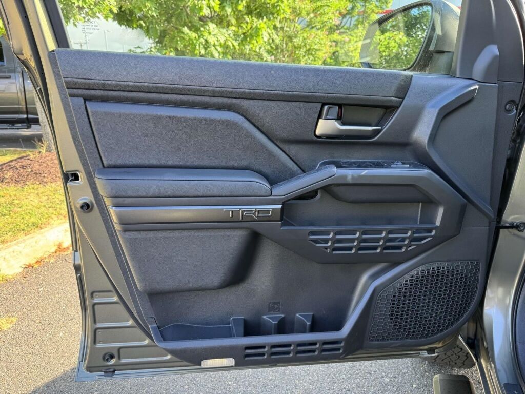2025 Toyota Tacoma TRD Off-Road Fredericksburg VA