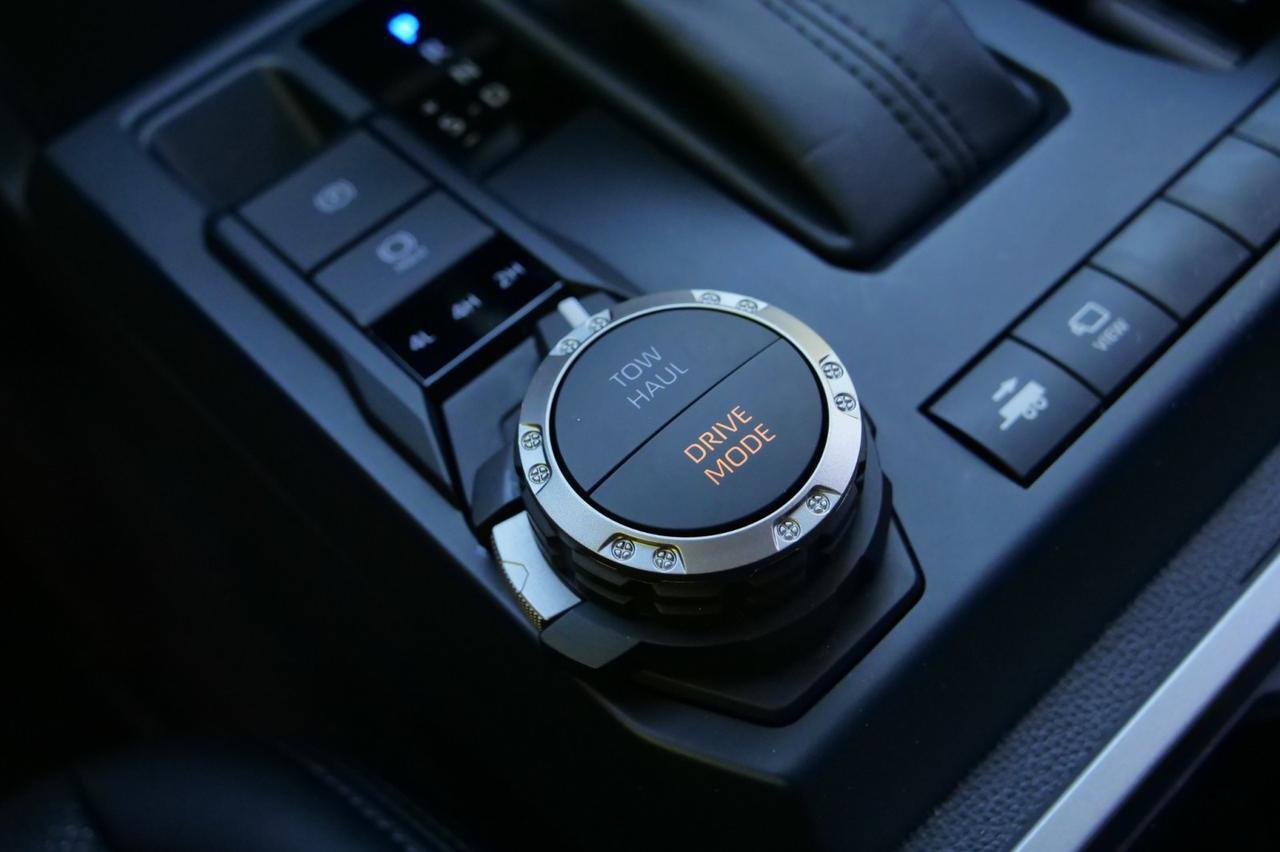 2025 Toyota Tacoma TRD Sport 4X4 / Premium Package / Leather Seats! Lincolnton NC