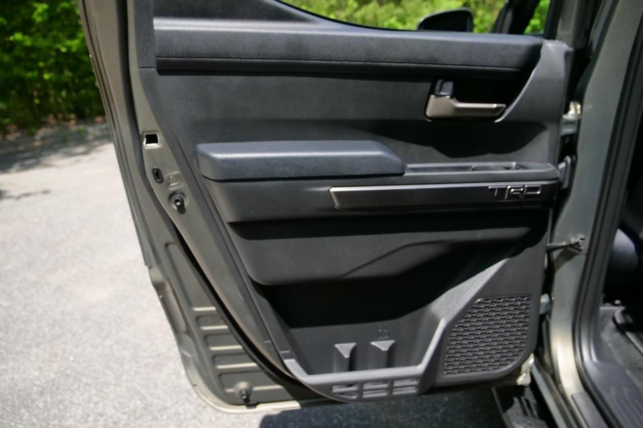 2025 Toyota Tacoma TRD Sport 4X4 / Premium Package / Leather Seats! Lincolnton NC