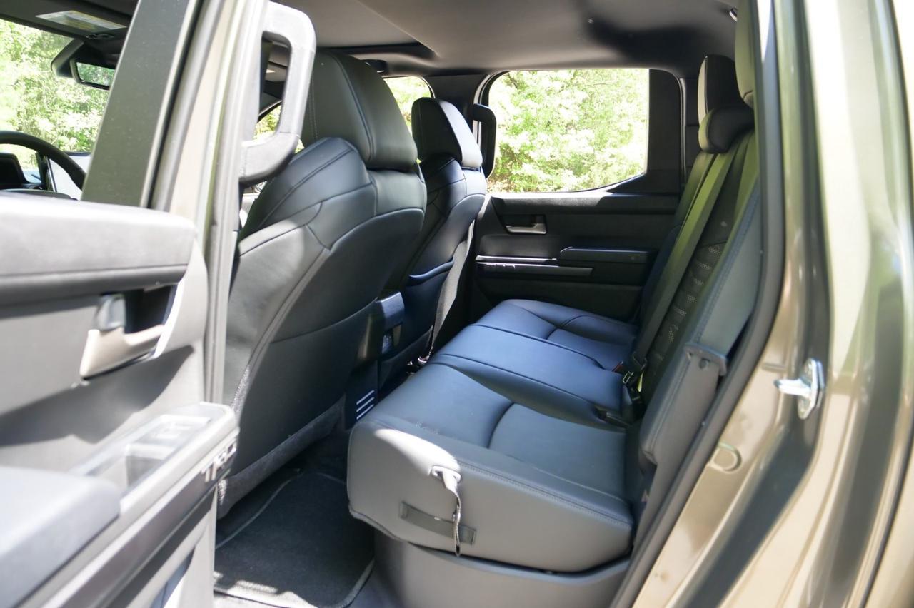 2025 Toyota Tacoma TRD Sport 4X4 / Premium Package / Leather Seats! Lincolnton NC